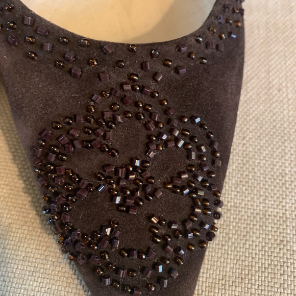 Designer EMMA HOPE Chocolate Brown Suede Slides w/ Beaded Design. Sz. 36 - Picture 2 of 8